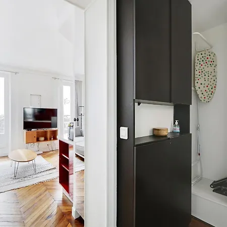 Beautiful With Balcony-sentier Bourse * Parijs